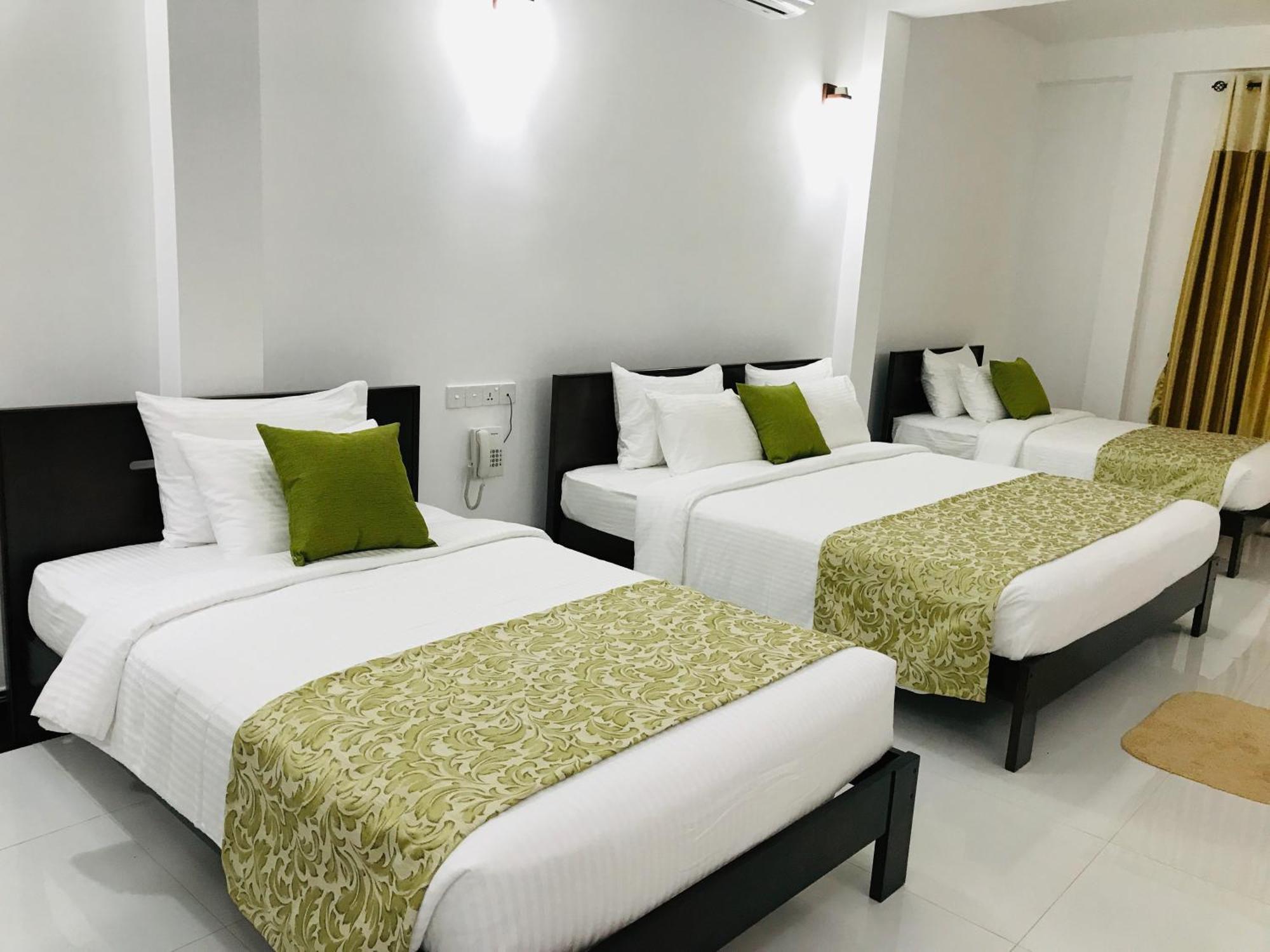 Siluni'S Villa Anuradhapura Room photo