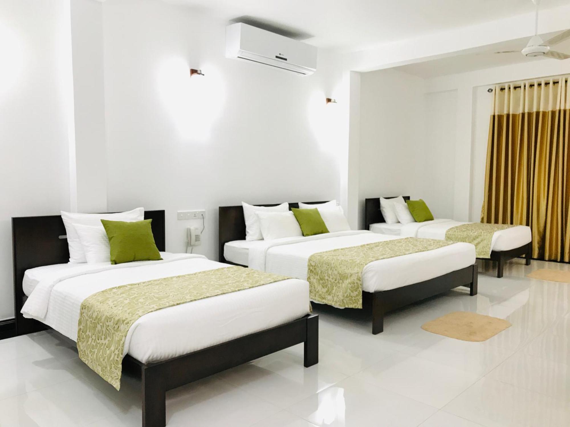 Siluni'S Villa Anuradhapura Room photo