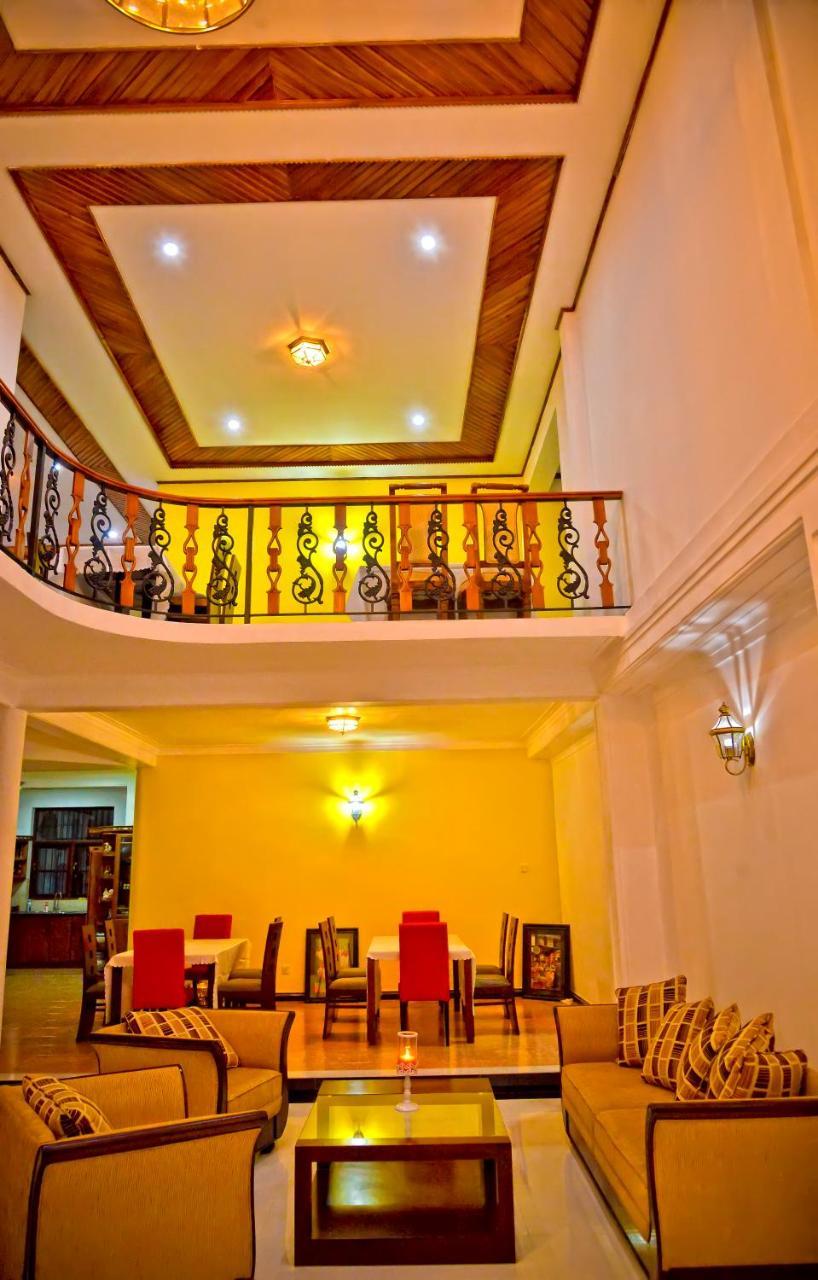 Siluni'S Villa Anuradhapura Exterior photo