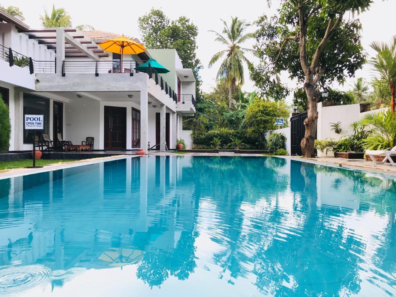 Siluni'S Villa Anuradhapura Exterior photo